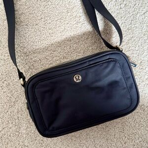 Lululemon Black Crossbody Camera Bag